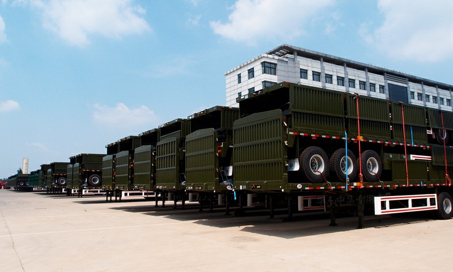 轻量化13米标载半挂车.jpg